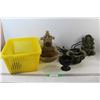 Image 1 : (3) Plastic Baskets, (2) Small Fountains - As Is