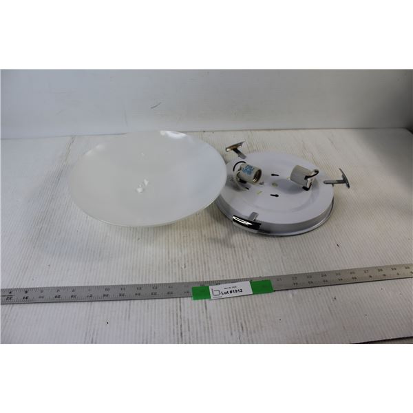 Ceiling Light No Bulbs