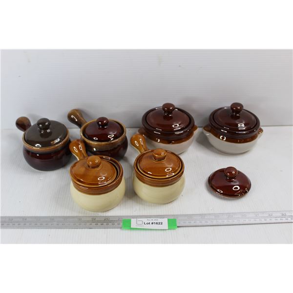 (6) Small Ceramic French Onion Soup Dishes w/ Lids- (1) Extra Lid