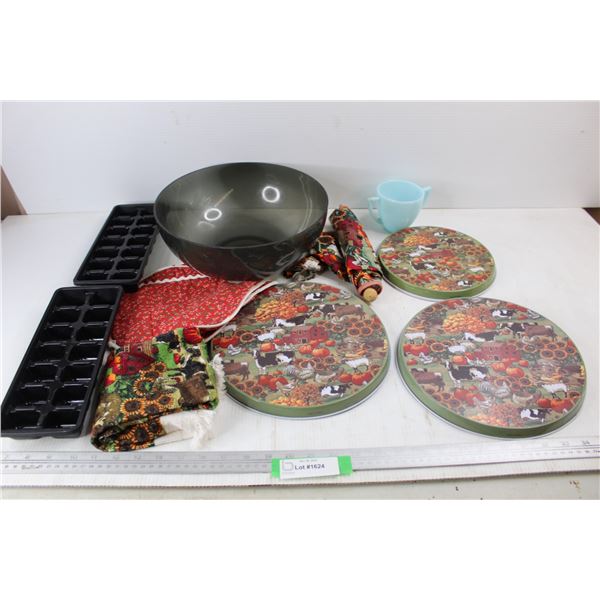 (2) Ice Cube Treys, Pyrex Cup- Damage On Handle, Misc.