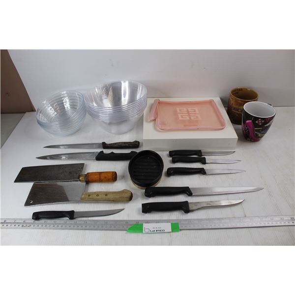 (14) Various Plastic Bowls- Different Sizes, (10) various Kitchen Knives/ Cleavers, Misc.