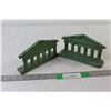 Image 1 : (2) Building Shaped Bookends