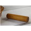 Image 2 : Wicker Basket and Rolling Pin