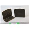 Image 1 : (2) Old Western Style Bookends