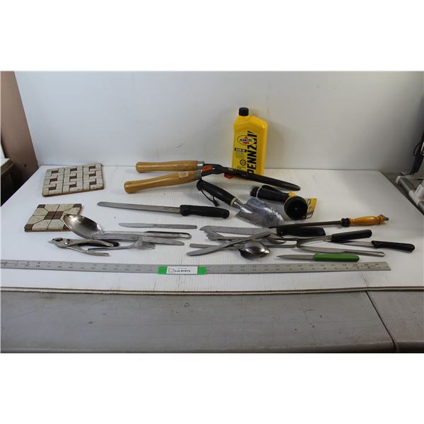 Cutlery and Knives, Hedge Trimmers, 5W 30 Oil