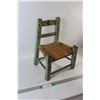 Image 1 : Small Wooden Wicker Chair - 12" x 10" x 16"
