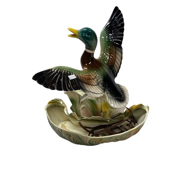 Vintage Light Up Duck Tv Lamp