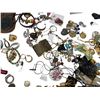 Image 8 : Assorted Vintage Costume Jewelry