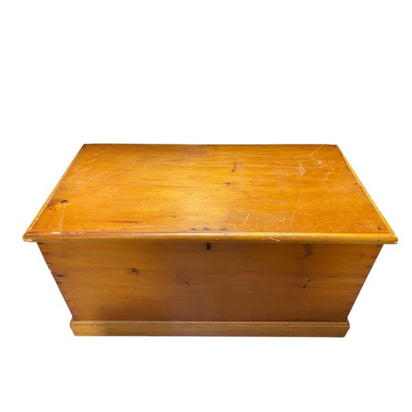 1840s Pine Restored Canadian Blanket Box