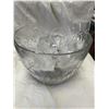 Image 2 : 2 Cut Crystal Glass Footed Bowls & Cut Crsytal Glass Punch Bowl With Cups