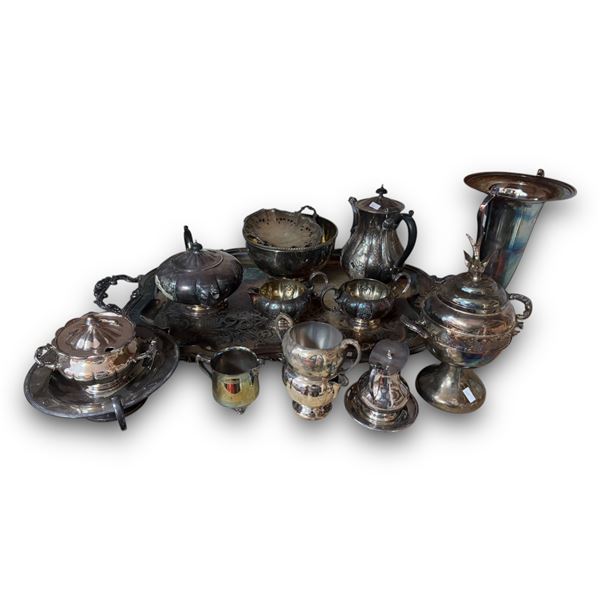 Vintage Silver Plate Set, Tea Pot, Creamer, Sugar Bowl, Tray, Etc..