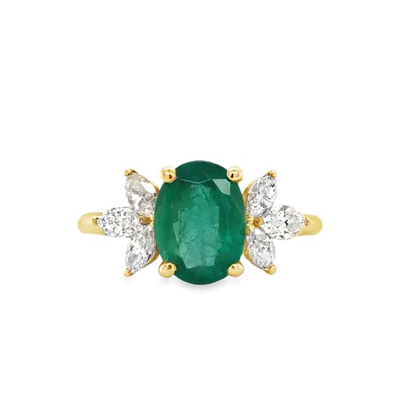 Yellow Gold Emerald & Diamond Ring