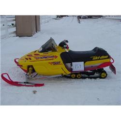 2000 Ski Doo MXZ 700