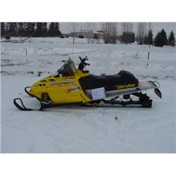 2000 Ski Doo Summit 700