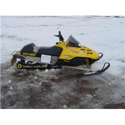 2000 Ski Doo Summit 700