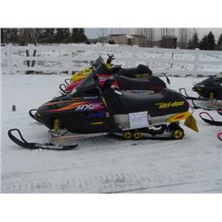 2000 Ski Doo MXZ 700