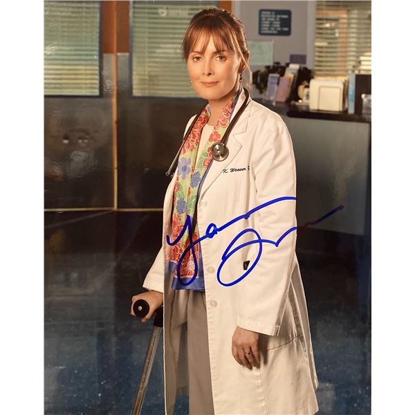 Laura Innes signed photo