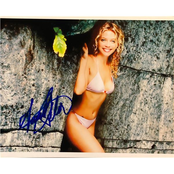 Amanda Detmer signed photo