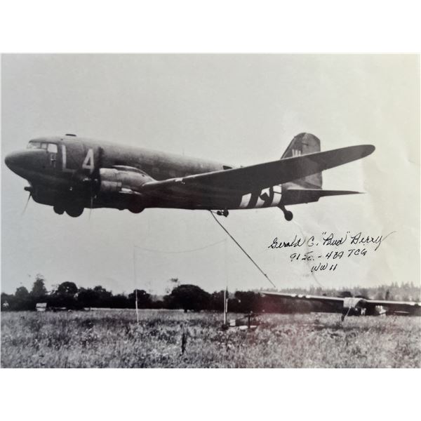 YNEZ MENDOZA BAND OF BROTHERS WWII SIGNED photo