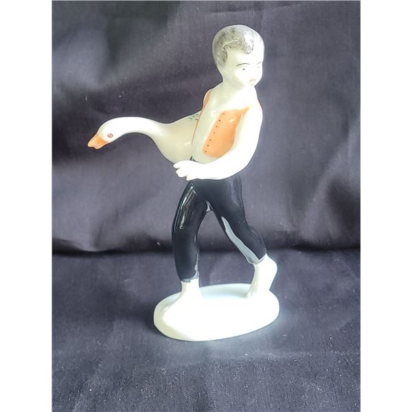 Hollohaza Kezzel Festett 'Boy with Goose' Figurine A