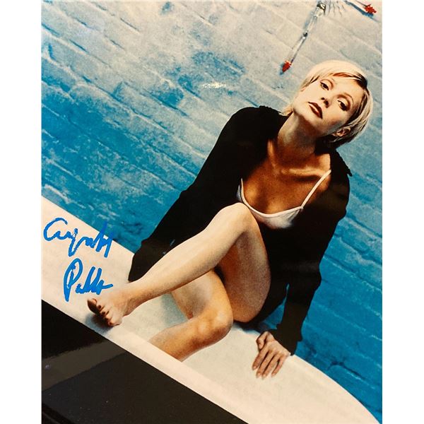 Gwyneth Paltrow Signed Movie Photo