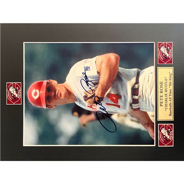 Pete Rose signed photo