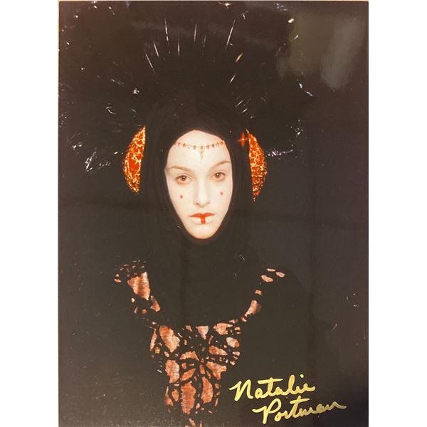Star Wars Natalie Portman Signed Photo. GFA Authenticated