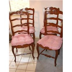 Set pf 4 ladder back wood carved chairs