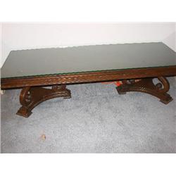 Coffee table w/glass top