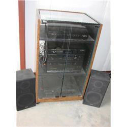 Magnavox sterio, speakers, cd, tuner