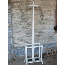 White hat rack/umbrella stand
