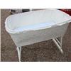 Image 1 : White Bassinet