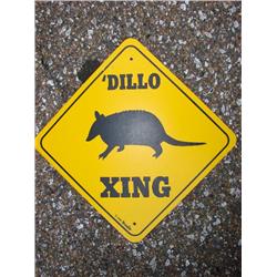 "Dillo" Crossing Sign
