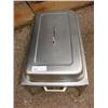 Image 1 : Chafing dish with lid