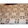 Image 1 : Double wedding ring quilt-full size