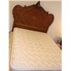 Image 1 : Full size bed w/carved headboard