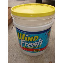 40 lb. tub of laundry detergent