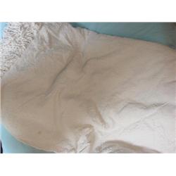 Chenille spread w/fringe