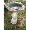 Image 1 : Cement bird bath