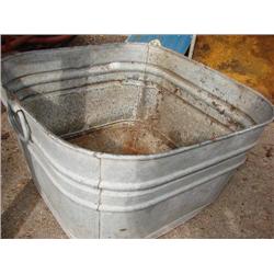 Galvanized wash tub