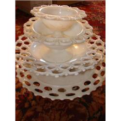 3 compotes, 1 Cake Plate