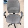 Image 1 : Adjustable office chair
