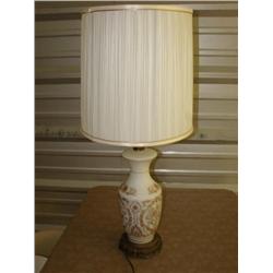 Lamp w/shade