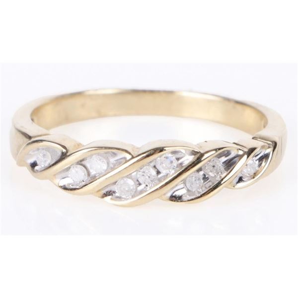 LADIES 10K YELLOW GOLD .09 CTW. DIAMOND RING