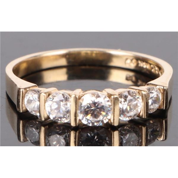 CZ ROUND CUT 14 KT. YLW GOLD RING