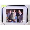 Image 1 : FRAMED WAYNE GRETZKY & OILERS 80'S STANLEY CUP