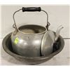Image 1 : ALUMINUM TEA POT WITH 2 STEEL BOWLS