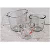 Image 1 : LOT OF 3 GLASS MEASURING CUPS INCLUDING FIRE KING