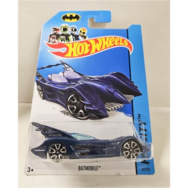 NIB BATMOBILE HOTWHEELS; HW CITY SERIES 62/ 250