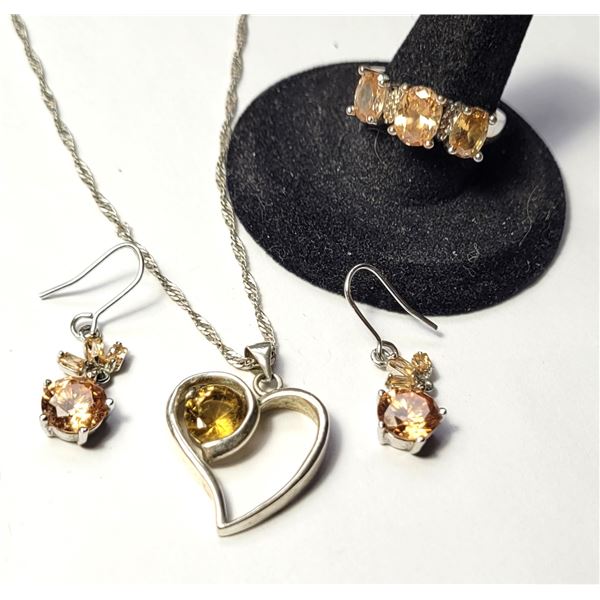 21)  SUITE OF CHAMPAGNE COLORED MORGANITE JEWELERY